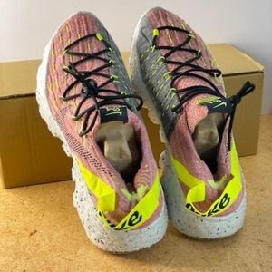 Nike Space Hippie 04 Venom/Black/Pink/Lemon W SZ 12 Men 10.5